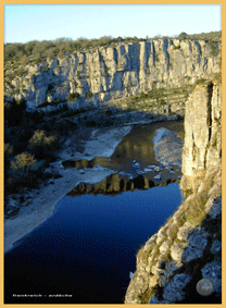 Ardèche / Chauzon F