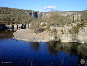 Ardèche / Chauzon F